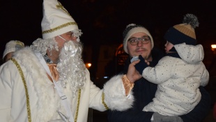Rozsvietenie vianočného stromčeka