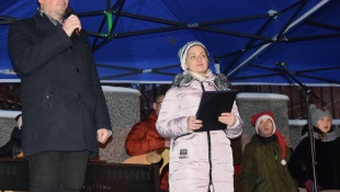 Tretia adventná nedeľa so ZUŠ Mierová, vľavo viceprimátor Ondrej Babjarčík