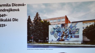 Mátyás Zagiba prednášal o monumentálnej keramickej tvorbe (foto Humenné)
