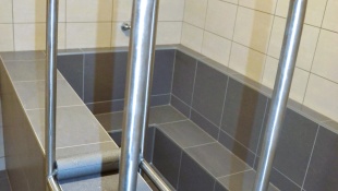Rekonštrukcia futbalového zázemia (šatňa, sauna, sociálne zariadenia)