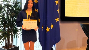 Simona Šepeľová (Gymnázium sv. Jána Zlatoústeho) - najlepšia prekladateľka 2022