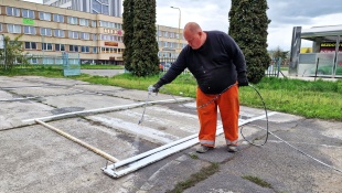27 nových parkovacích miest pod nadjazdom