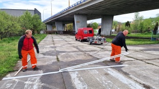 27 nových parkovacích miest pod nadjazdom