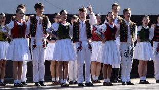 Prvomájové oslavy - Humenčania Humenčanom