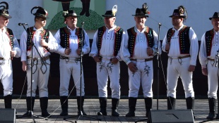 Prvomájové oslavy - Humenčania Humenčanom