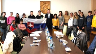Erasmus+... ZŠ Kudlovská prezentovala Humenné