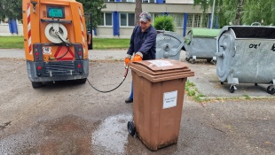 Čistenie odpadových nádob na BRKO