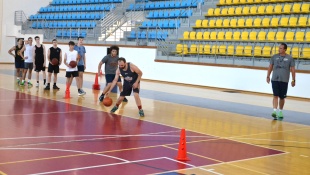 Tomáš Kačmarik v Humennom (basketbalovo)