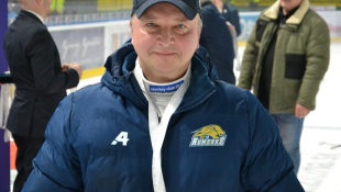 Tréner Andrei Parfyonov