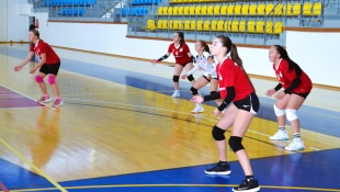Staršie žiačky: ŠK Gymnázium Humenné - Slávia TU Košice