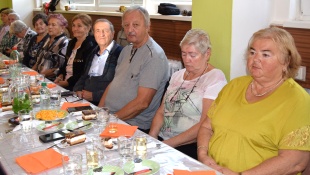 Mesiac úcty k starším v DC Laborecká