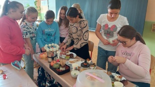 Pečie celá Kudlovská 2023 - Deň zdravej výživy