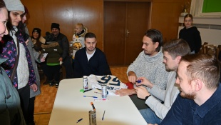 Parádny nočný beh Humenné 2023 + autogramiáda hokejistov
