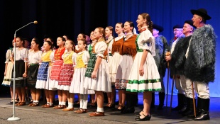 Vianočný program Na dvore (FS Chemlon)