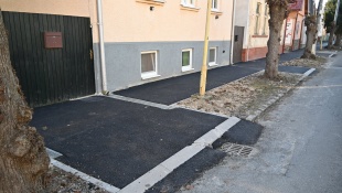Chodníky, cesty, spevnené plochy... (sídlisko I, II, III, Dubník a Kudlovce)