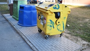 Chodníky, cesty, spevnené plochy... (sídlisko I, II, III, Dubník a Kudlovce)
