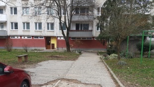 Chodníky, cesty, spevnené plochy... pred (sídlisko I, II, III, Dubník a Kudlovce)