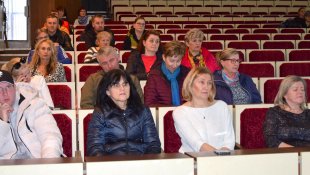 Zasadnutie zapisovateľov a členov komisií