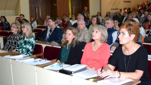 Zasadnutie zapisovateľov a členov komisií