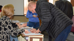 Zasadnutie zapisovateľov a členov komisií