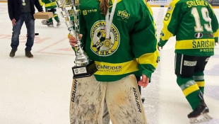 Nina Chovancová, majsterka SR v hokeji (Šarišanka Prešov)