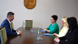 MENOVANIE RIADITELIEK: M. Gribová a I. Hirjaková