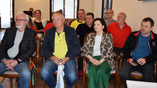 Prijatie zboru Cantica Collegium Musicum v kaštieli