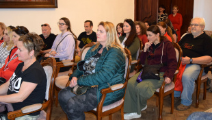 Prijatie zboru Cantica Collegium Musicum v kaštieli