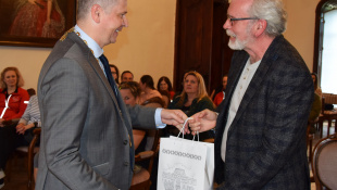 Prijatie zboru Cantica Collegium Musicum v kaštieli