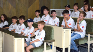 Mladí HOKEJBALISTI, HOKEJISTI a FLORBALISTI u primátora