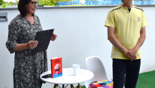 Noc literatúry v Humennom 2024 na terase Vihorlatskej knižnice