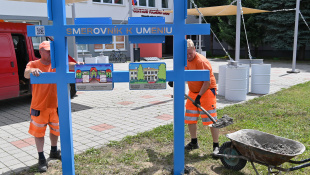 Smerovníky k umeniu alebo informačné tabule