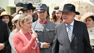 Oživené korzo I - dobový sprievod mestom (Mesto kultúry 2024)