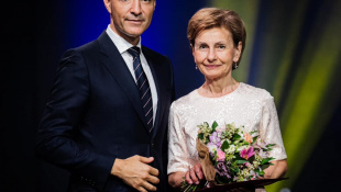 Cenu prevzala Daniela Polovková