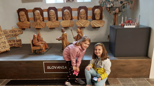 Hronský Beňadik a hrad Füzér - Humenská zberateľská spoločnosť