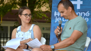 MK´24: LETNÁ ČITÁREŇ medzi sochami