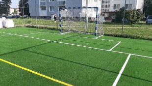 Detské ihrisko i športovisko (po výmene podkladu)