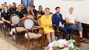 Návšteva v kaštieli - Majstrovstvá kadetov v hádzanej