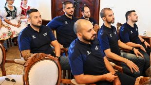 Návšteva v kaštieli - Majstrovstvá kadetov v hádzanej