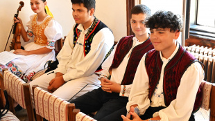 Návšteva v kaštieli - Majstrovstvá kadetov v hádzanej