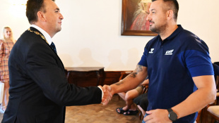 Návšteva v kaštieli - Majstrovstvá kadetov v hádzanej