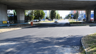 Laborecká ulica / pod nadjazdom