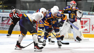 Prípravný hokej: HC 19 Humenné .- Trebišov
