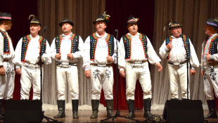DFS Chemloňáčik, FS Chemlon, Hačure
