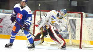 HC 19 Humenné - Slovensko "18" 10:2. Fandili školáci