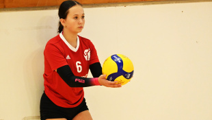 Staršie žiačky: VK Humenné - Kežmarok 3:1 a 3:1