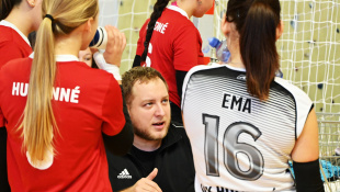 Staršie žiačky: VK Humenné - Kežmarok 3:1 a 3:1