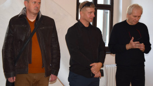 Peter Králik (v strede)