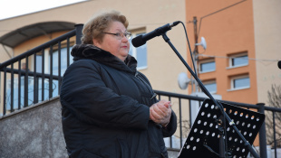 Zažatie prvej adventnej sviečky (1.12)