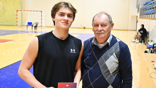 Vianočný basketbalový turnaj 2024